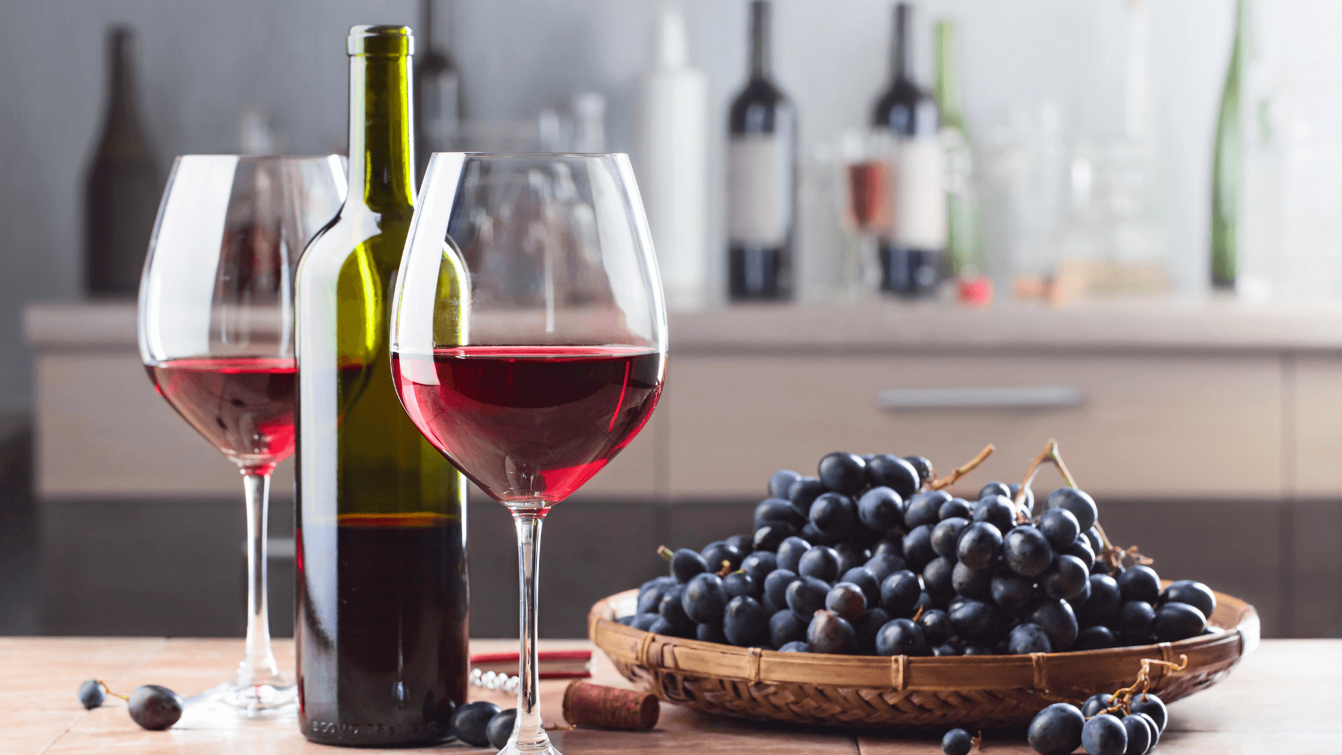 Pinot Noir Food Pairing: An Expert's Guide